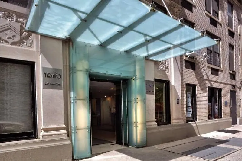 73-304 Newly Reno Studio Uws Doorman Gym Laundry New York